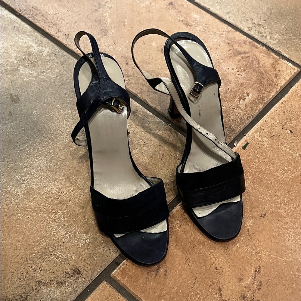 VINTAGE BLACK LEATHER SANDALS